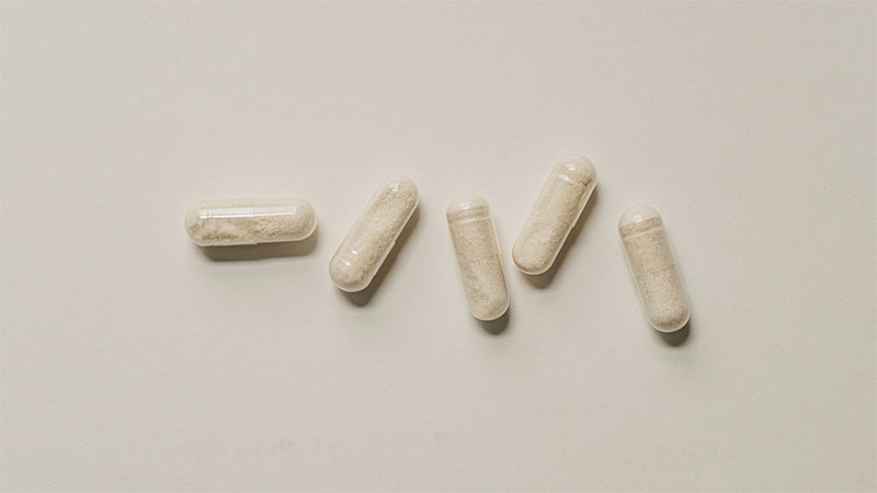 Supplementen innemen op een lege maag